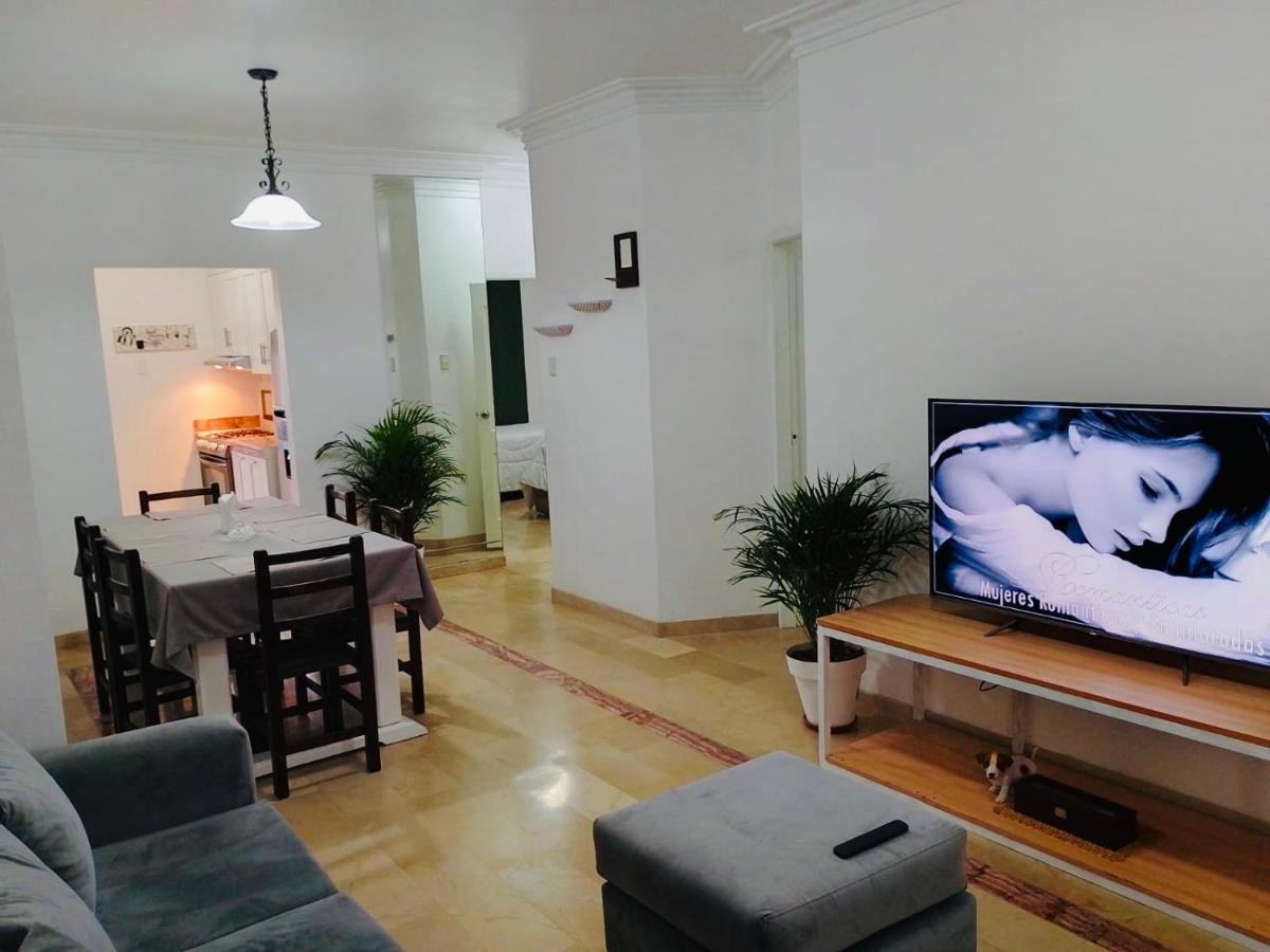 Large 2-Bedroom Apartment, Close To The American Consulate 과야킬 외부 사진