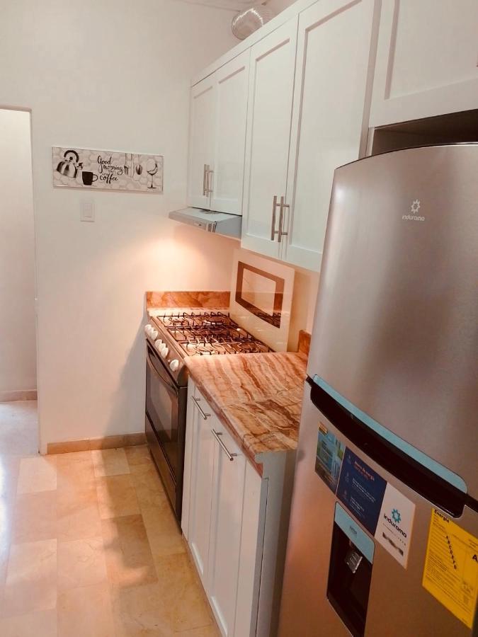 Large 2-Bedroom Apartment, Close To The American Consulate 과야킬 외부 사진