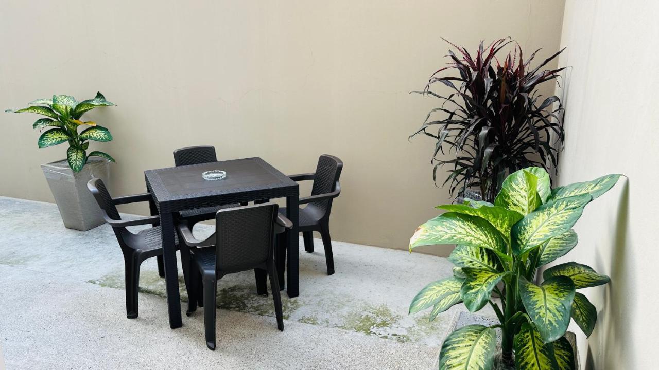 Large 2-Bedroom Apartment, Close To The American Consulate 과야킬 외부 사진